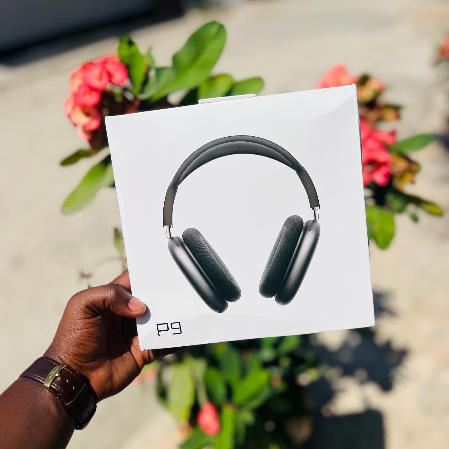 P9 Wireless Bluetooth Headphones