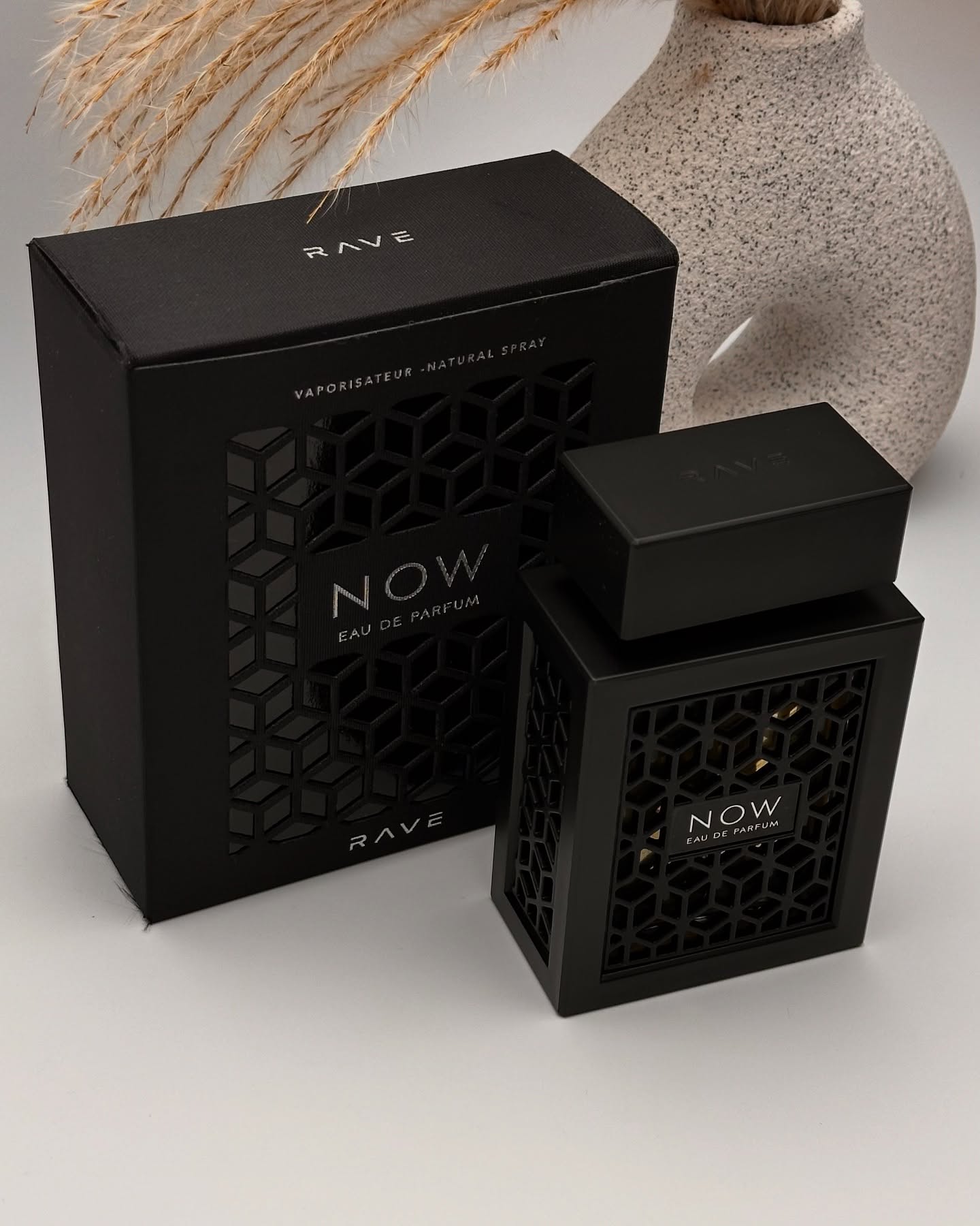 lattafa now rave perfume