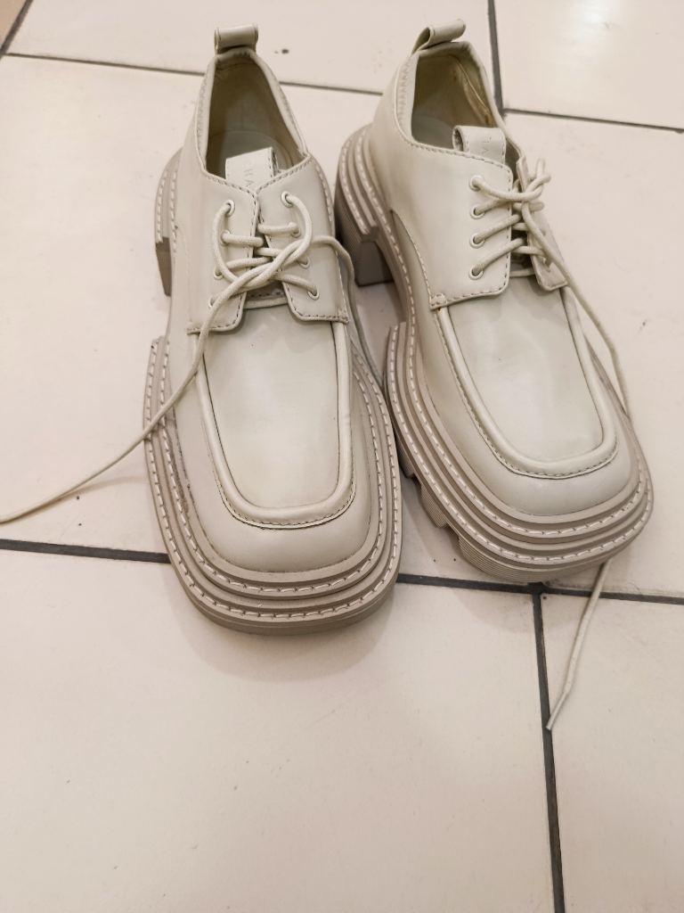 Charles & Keith  genuine leather for ladies