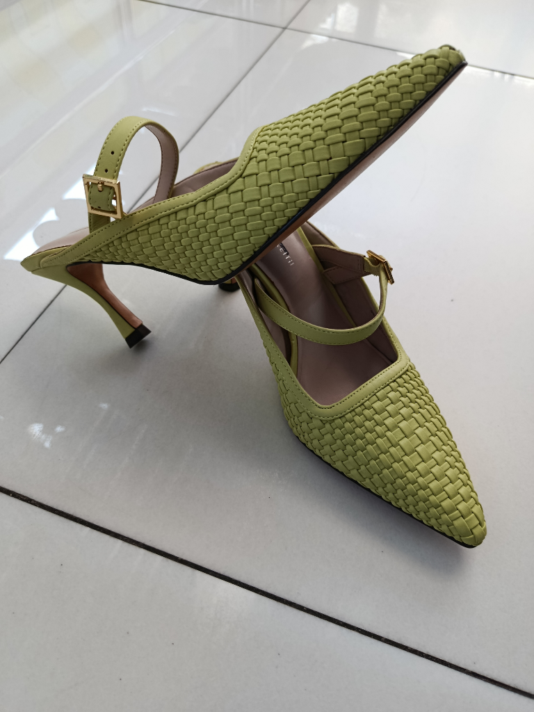 Lady heel (Charles & Keith)