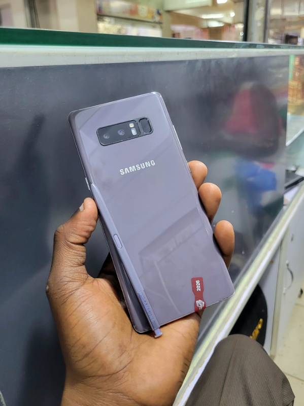 Samsung galaxy note 8
64gb storage and 6gb ram 
comes with s pen working