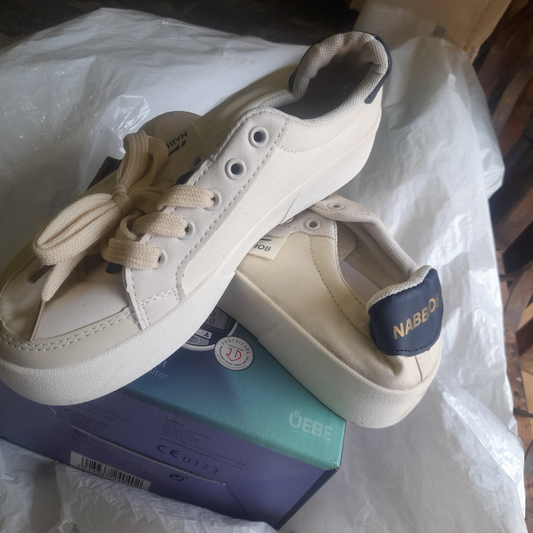 kids shoes size 1