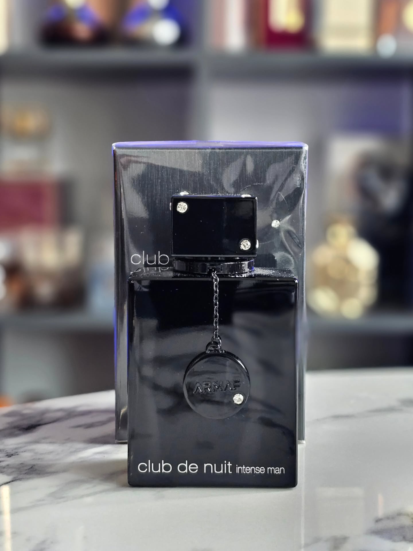 Club de nuit intense man perfume
