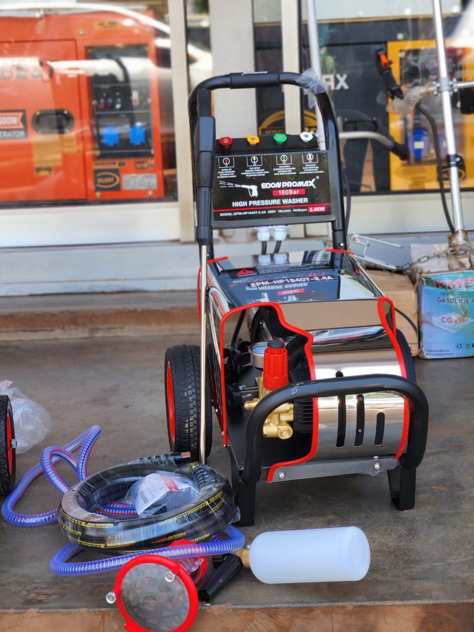 Electric jet/pressure washer