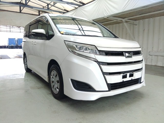 Toyota Noah 2018 model 
Negotiable price