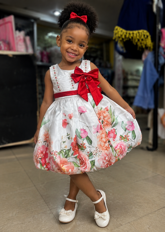 We do both wholesale and retail of children clothes